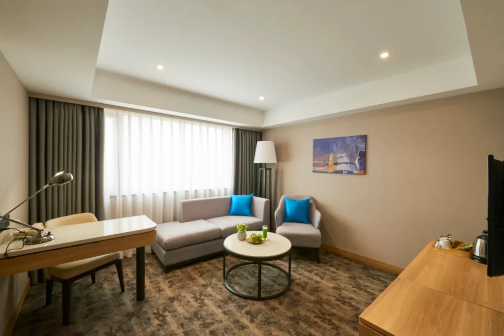 Junior-Suite-1